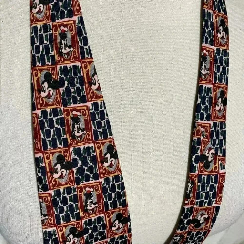 Mickey‎ Unlimited Necktie OS Red Navy Blue Mickey Mouse Goofy Geometric Disney